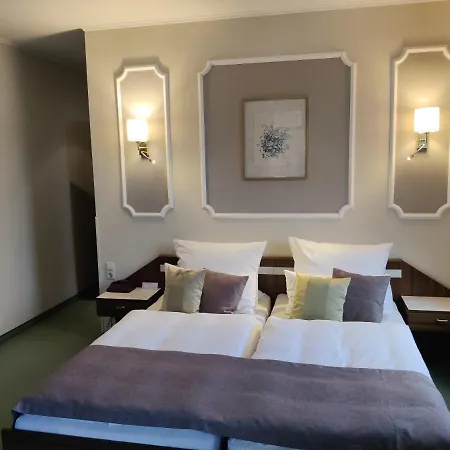 Weisse Taube Döbeln