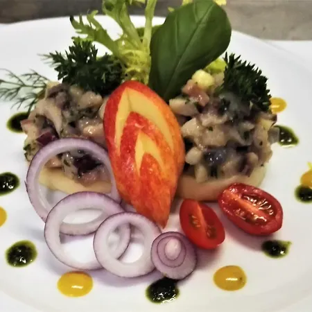 Отель Weisse Taube 3*