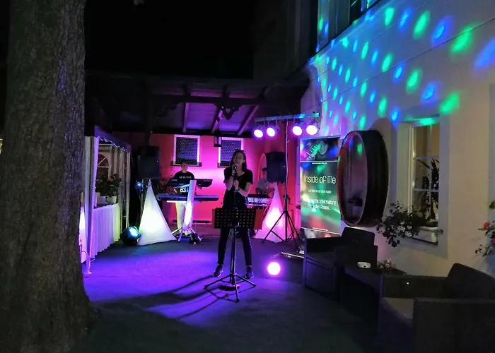 Weisse Taube Hotel 3*